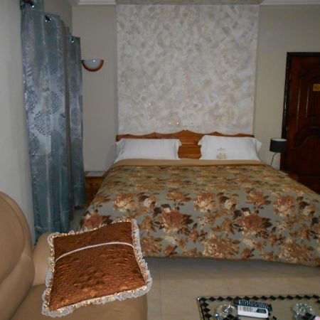 Agla Hotel Ломе Экстерьер фото