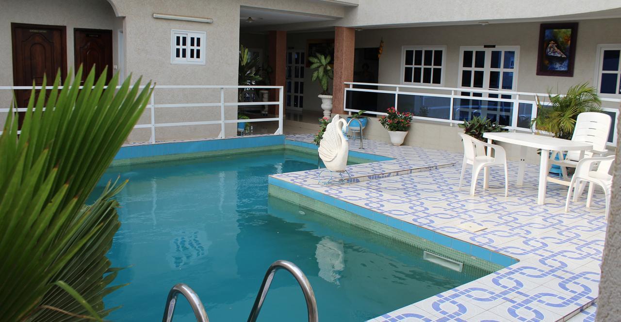 Agla Hotel Ломе Экстерьер фото