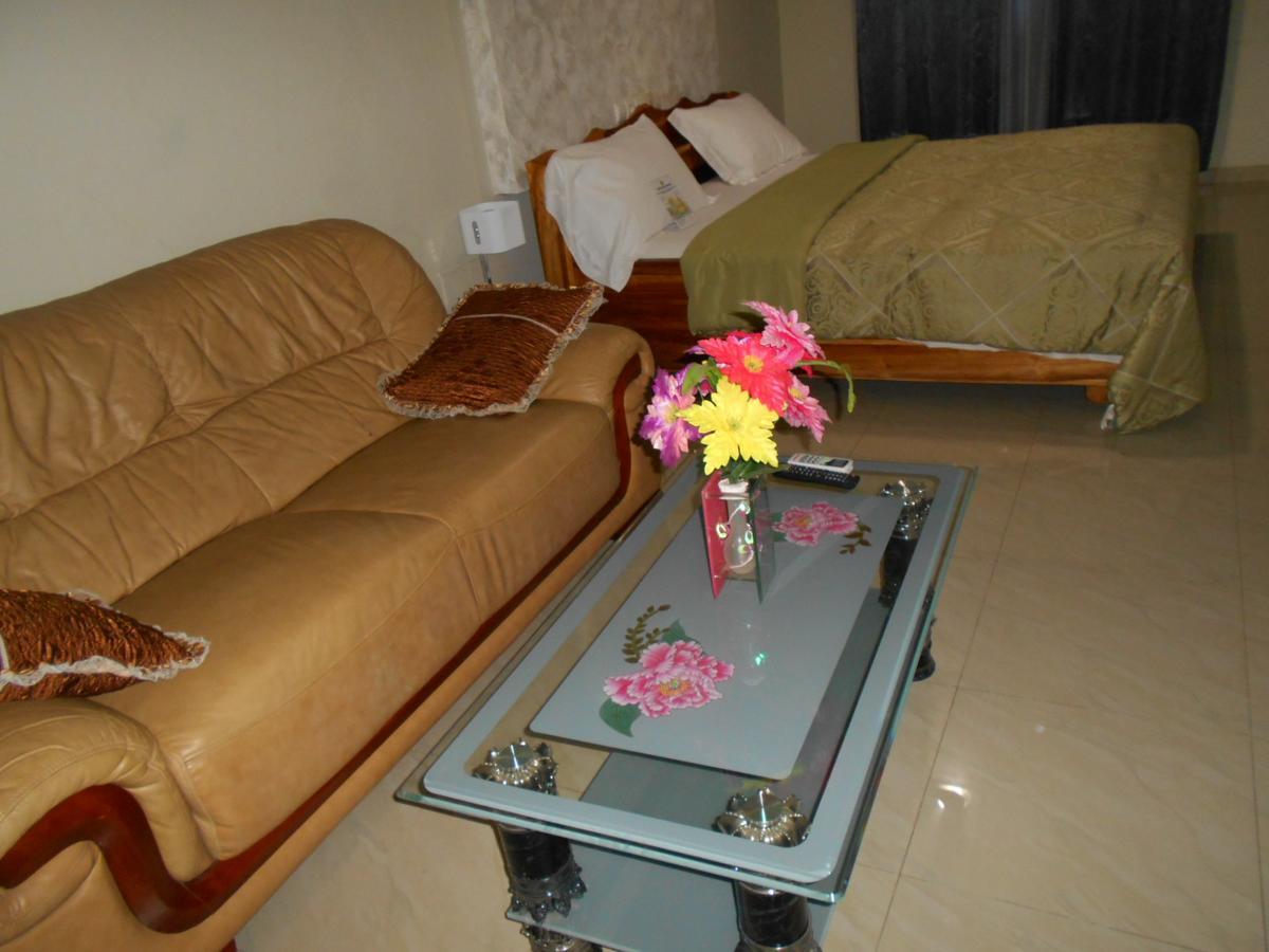 Agla Hotel Ломе Экстерьер фото